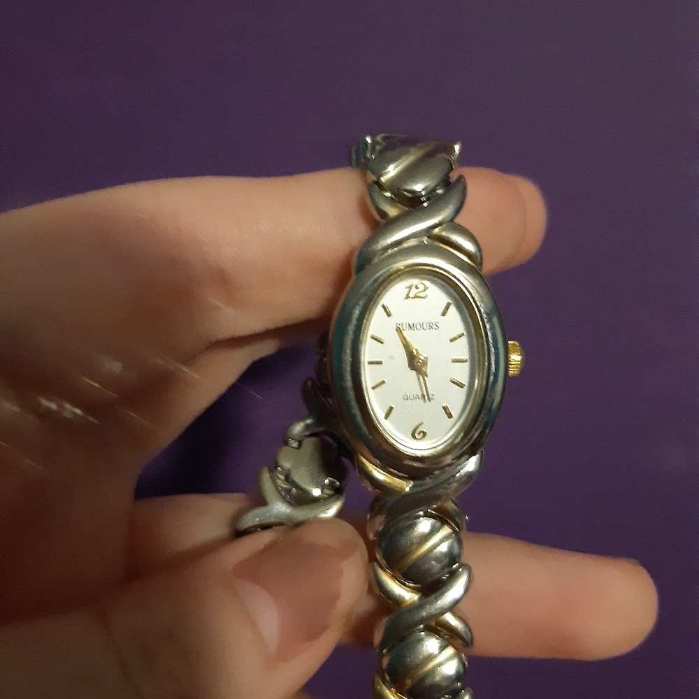 💜 3/$25 💜 Stainless steel watch